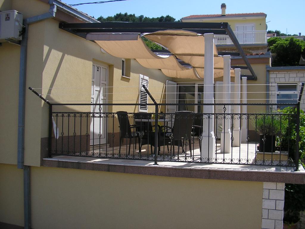 Apartments Viki Trogir Eksteriør billede
