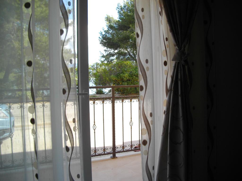 Apartments Viki Trogir Eksteriør billede