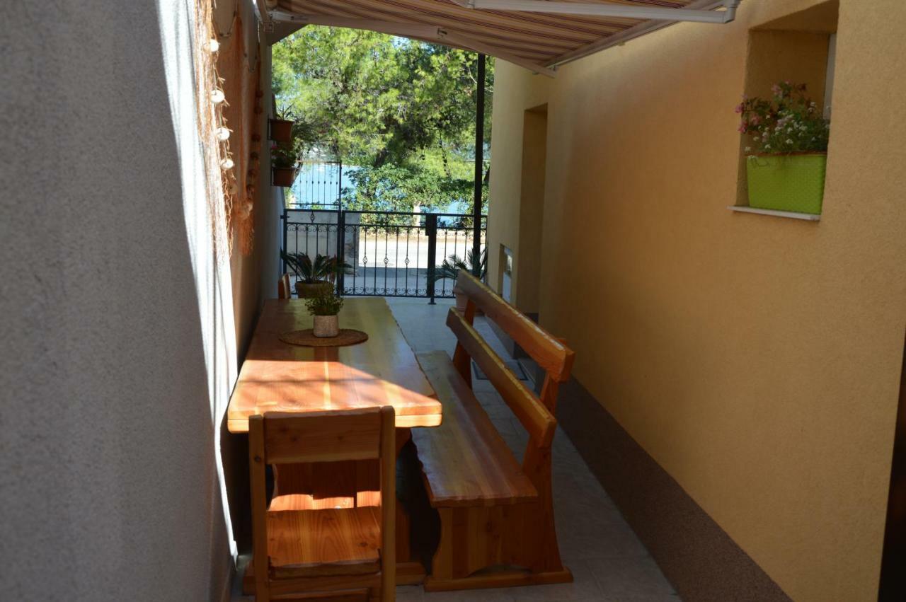 Apartments Viki Trogir Eksteriør billede