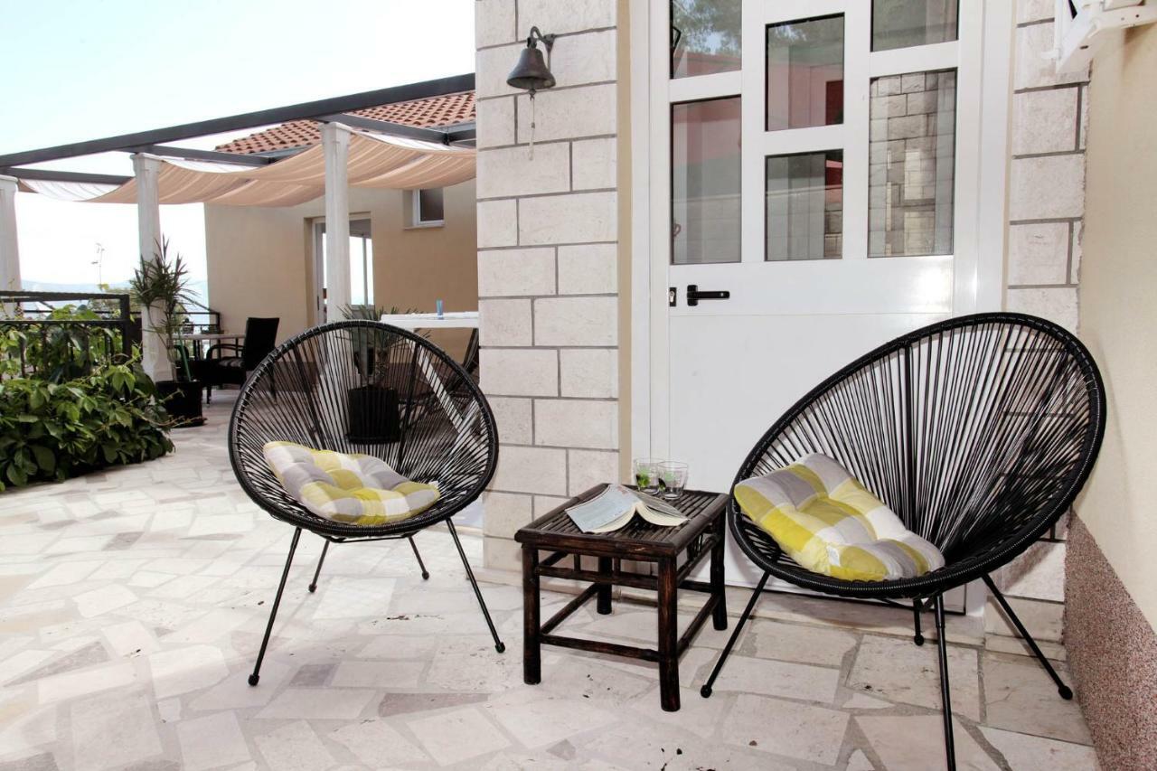 Apartments Viki Trogir Eksteriør billede