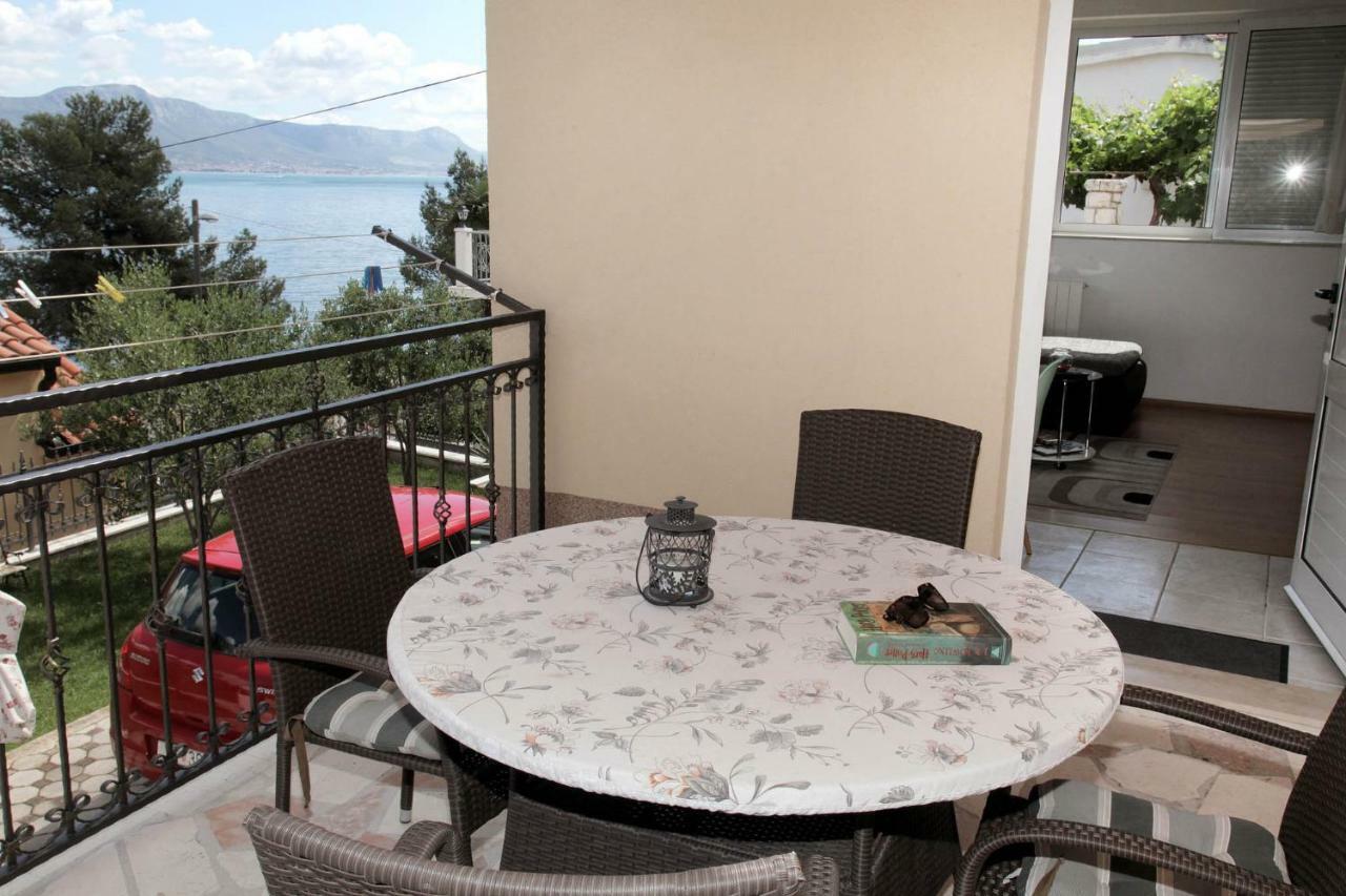 Apartments Viki Trogir Eksteriør billede